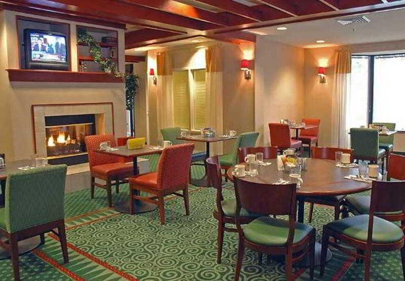 Courtyard Indianapolis Northwest Hotel Restaurant billede
